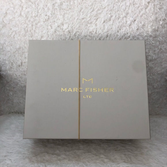 Marc Fisher LTD
Alva leather Bootie - Picture 8 of 10